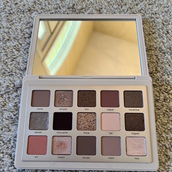 Natasha Denona I Need a Nude Eyeshadow Palette - Picture 4 of 10